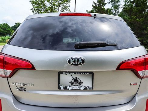 Used 2015 Kia Sorento LX FWD image 35