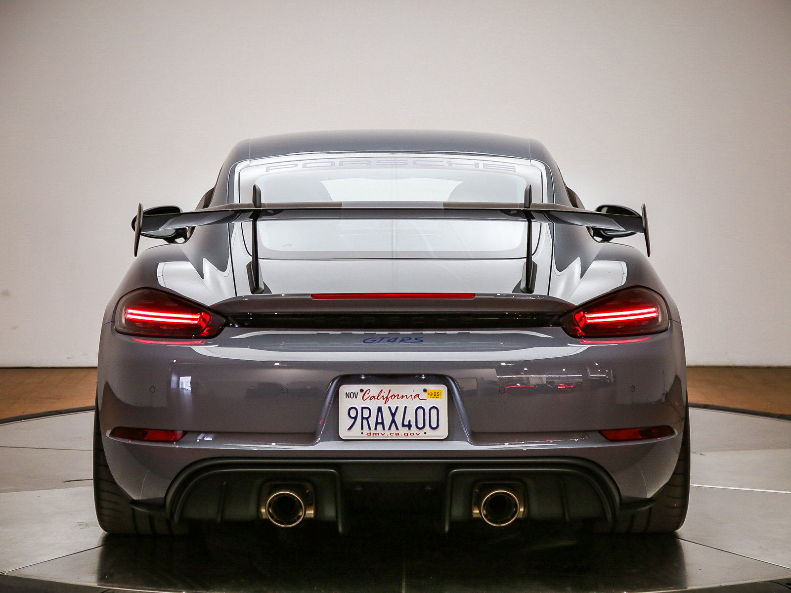 Certified 2024 Porsche 718 Cayman GT4 RS RWD image 6