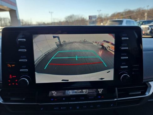 Used 2023 Toyota Sienna XSE image 23