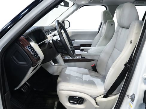 Used 2014 Land Rover Range Rover Supercharged image 39