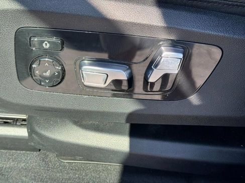 Used 2024 BMW X5 xDrive40i AWD/4WD image 23