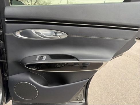 Used 2025 Genesis GV70 2.5T image 14