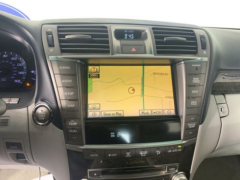Used 2010 Lexus LS 460 L RWD image 25