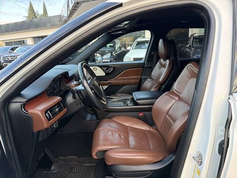 Used 2021 Lincoln Aviator Reserve w/ Equipment Group 201A AWD/4WD image 41