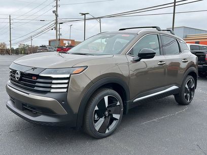 New 2026 Nissan Kicks SR w/ Cold Weather Package