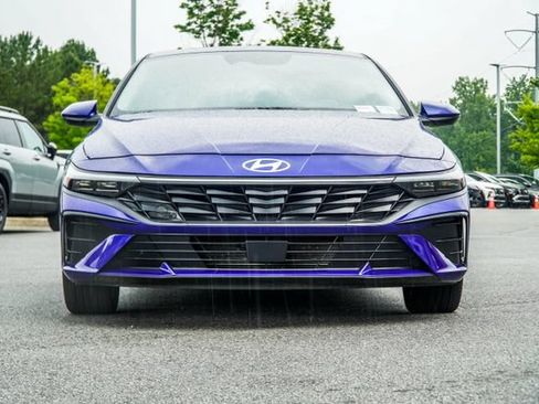 Certified 2025 Hyundai Elantra SEL FWD image 7
