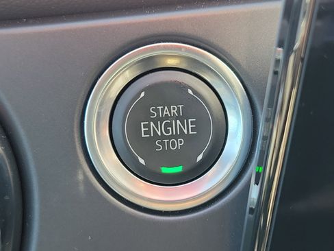 Used 2025 Chevrolet Blazer RS image 30