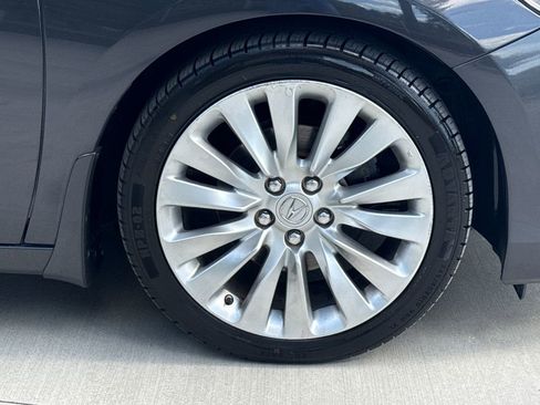 Used 2014 Acura RLX w/ Technology Package FWD image 11