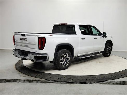 Used 2024 GMC Sierra 1500 SLT w/ SLT Premium Package image 7