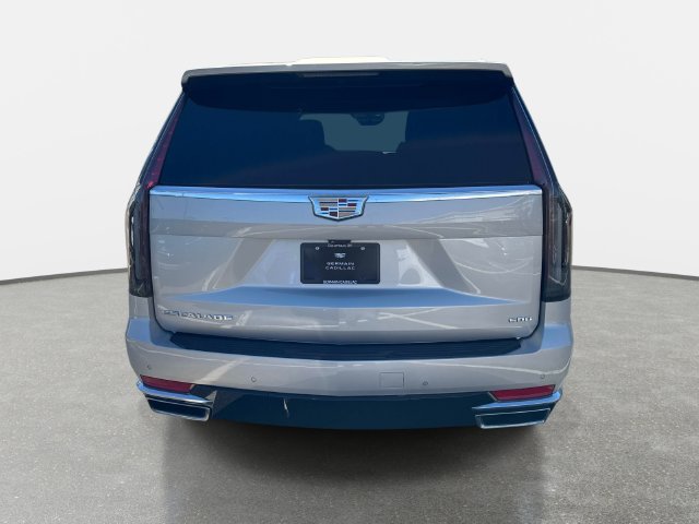 Used 2023 Cadillac Escalade Premium Luxury AWD/4WD image 4