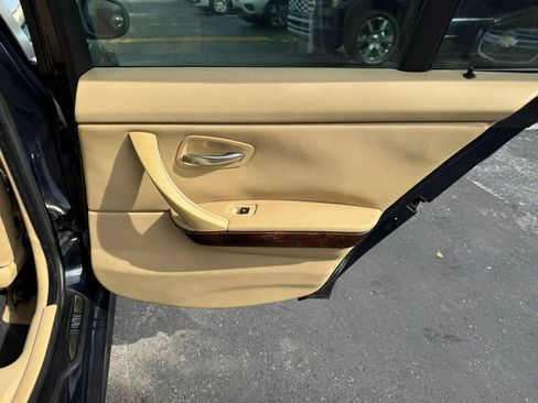Used 2009 BMW 328i Sedan RWD image 21