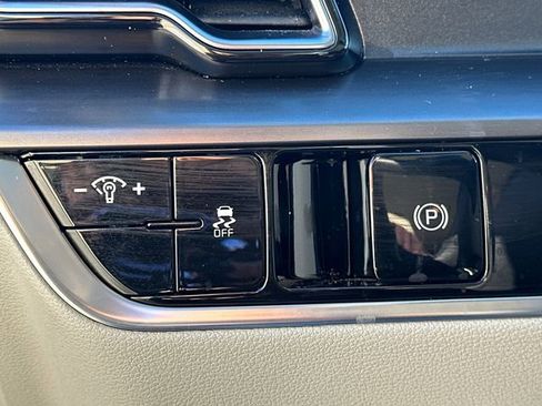 Used 2023 Kia Sportage EX image 22