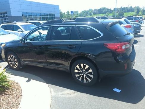 Used 2015 Subaru Outback 2.5i Limited AWD/4WD image 1