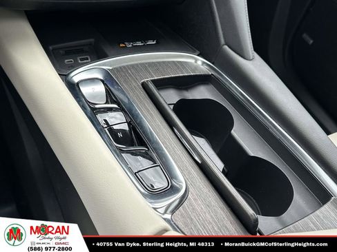 Certified 2024 Buick Enclave Avenir w/ Trailering Package, 5000 lbs. AWD/4WD image 33