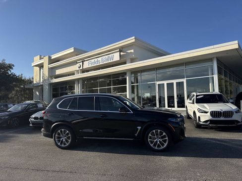 Used 2025 BMW X5 xDrive50e w/ Parking Assistance Package image 1