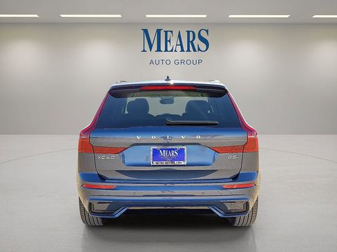 New 2026 Volvo XC60 B5 Ultra w/ Protection Package Premier image 4
