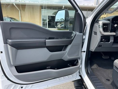 Used 2025 Ford F250 XLT AWD/4WD image 15