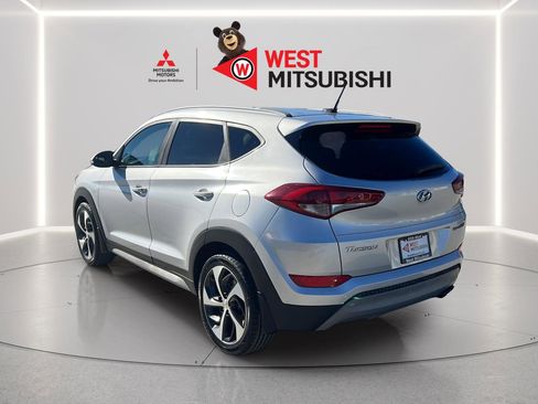 Used 2017 Hyundai Tucson Sport image 2
