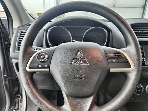 Used 2025 Mitsubishi Outlander Sport ES AWD/4WD image 23