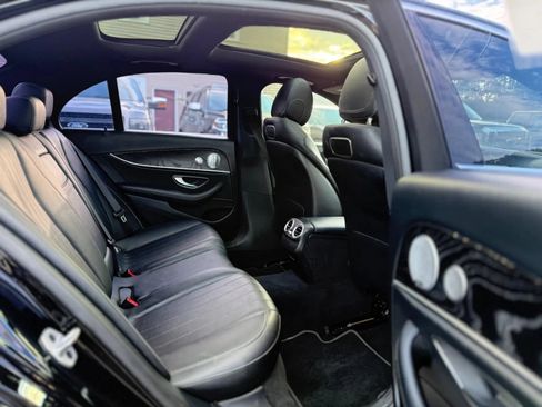 Used 2019 Mercedes-Benz E 300 4MATIC image 24