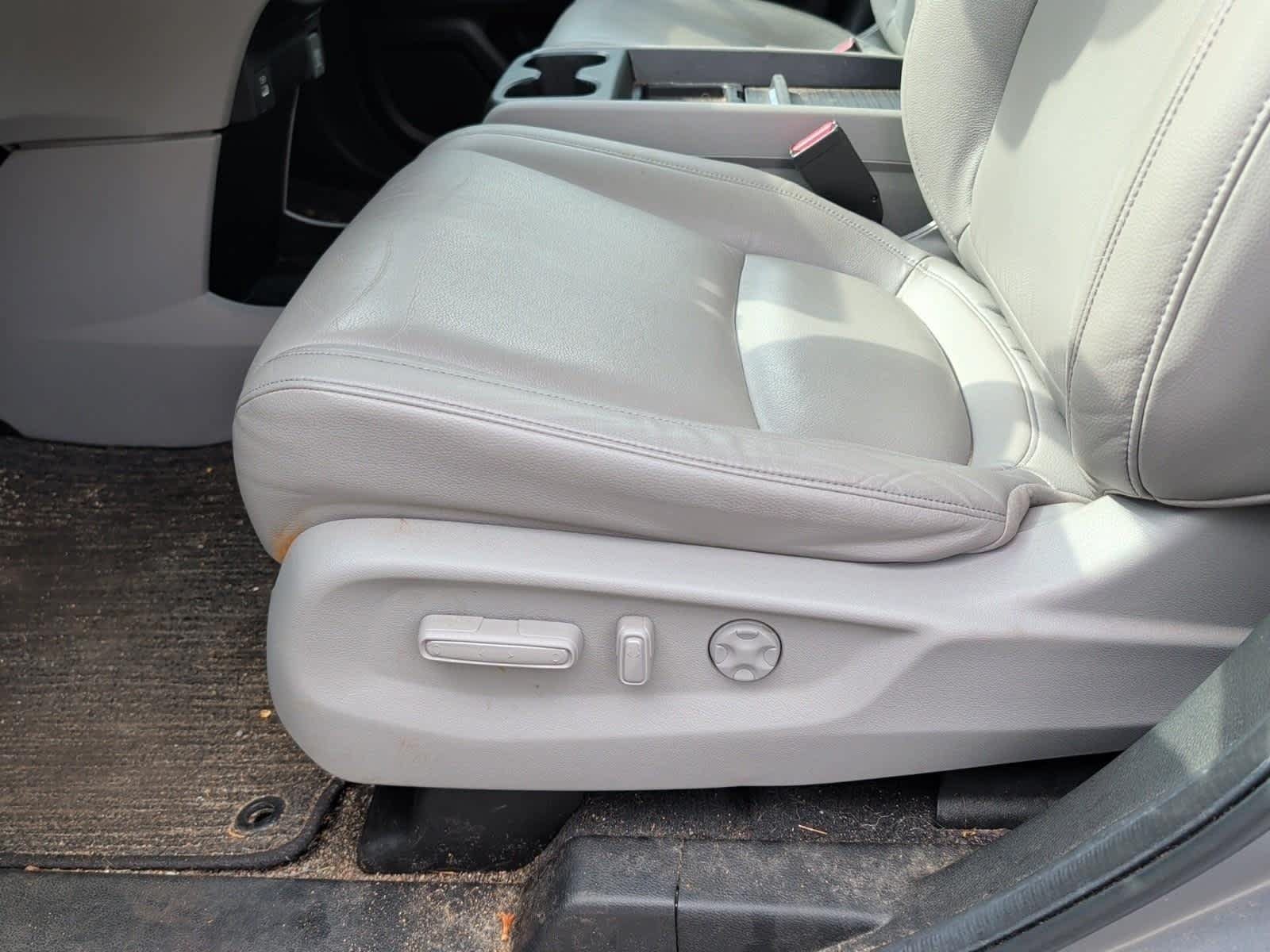 Used 2024 Honda Odyssey EX-L image 14