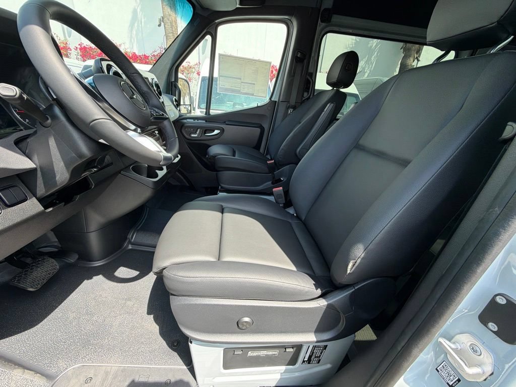 New 2026 Mercedes-Benz Sprinter 2500 image 16