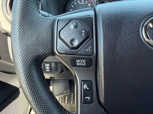 Used 2021 Toyota Tacoma TRD Off-Road RWD image 18