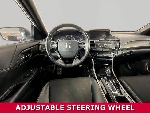 Used 2017 Honda Accord Sport image 8
