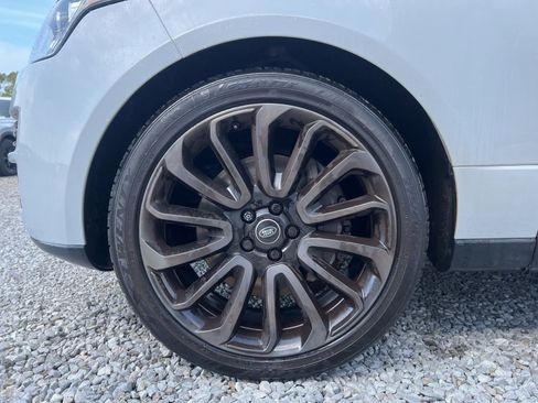 Used 2017 Land Rover Range Rover Supercharged image 7
