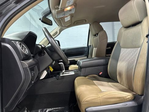 Used 2015 Toyota Tundra SR5 w/ TRD Off Road Package AWD/4WD image 14