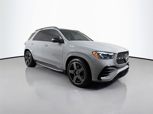 Used 2024 Mercedes-Benz GLE 450 4MATIC image 9