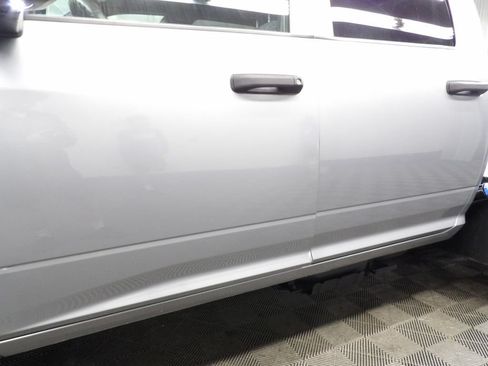 Used 2024 RAM 3500 Tradesman w/ Chrome Appearance Group AWD/4WD image 30