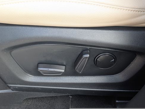 Used 2021 Ford Explorer Limited w/ Equipment Group 301A image 24