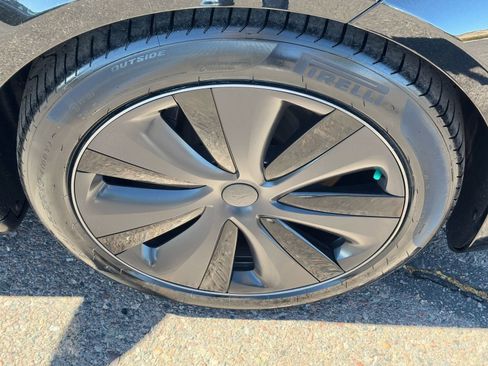 Used 2021 Tesla Model S Plaid AWD/4WD image 8