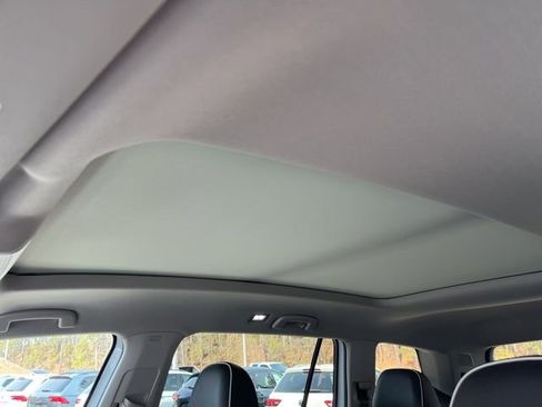 New 2026 Volkswagen Atlas SEL Premium R-Line image 10