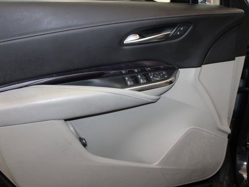 Certified 2022 Cadillac XT4 Luxury w/ Cold Weather Package image 20