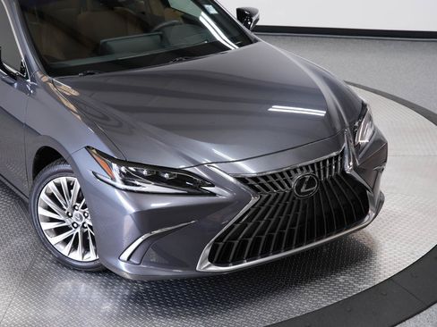 Used 2022 Lexus ES 350 Ultra Luxury w/ Accessory Package 2 FWD image 54