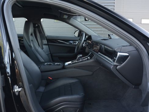 Certified 2023 Porsche Panamera image 27