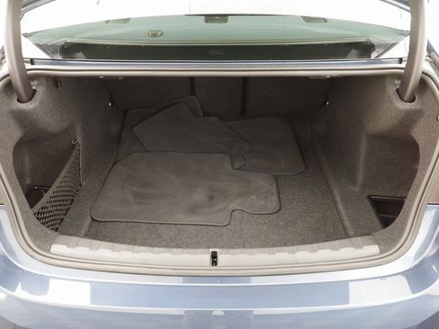 Certified 2025 BMW 330i xDrive Sedan image 18