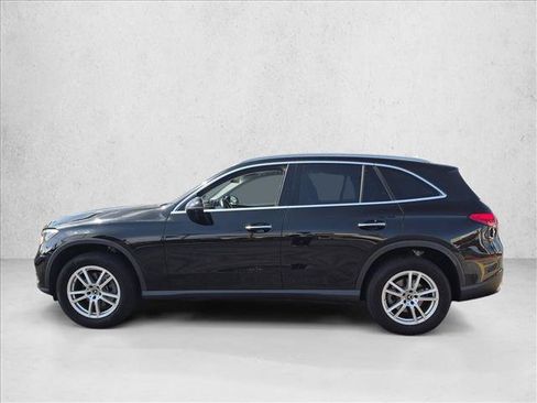 Used 2023 Mercedes-Benz GLC 300 4MATIC image 8