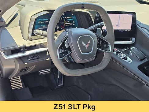 Used 2023 Chevrolet Corvette Stingray Premium Conv w/ Z51 Performance Package RWD image 10