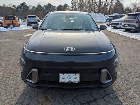 New 2026 Hyundai Kona SE image 9