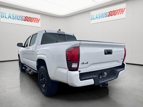 Used 2023 Toyota Tacoma SR AWD/4WD image 5