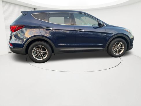 Used 2017 Hyundai Santa Fe Sport image 6