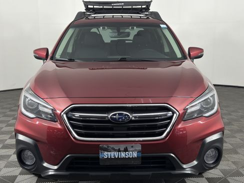 Used 2018 Subaru Outback 2.5i Limited AWD/4WD image 2