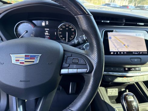 Used 2021 Cadillac XT4 Sport image 32