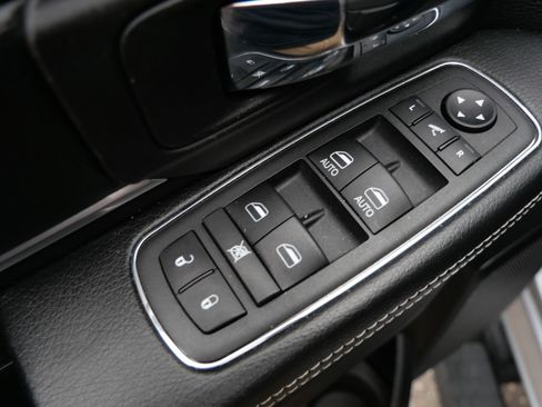 Used 2021 RAM 1500 Warlock w/ Luxury Group AWD/4WD image 22