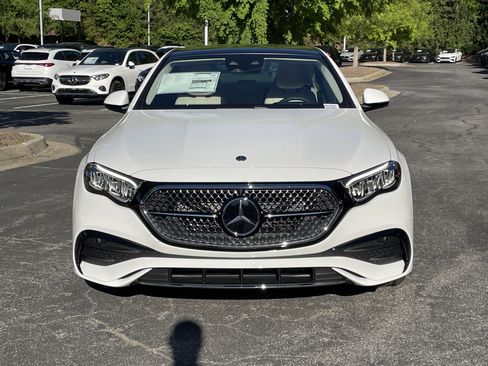 New 2026 Mercedes-Benz E 350 4MATIC Sedan image 3