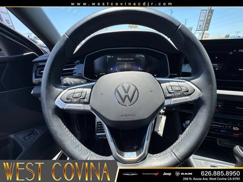 Used 2025 Volkswagen Jetta Sport FWD image 23