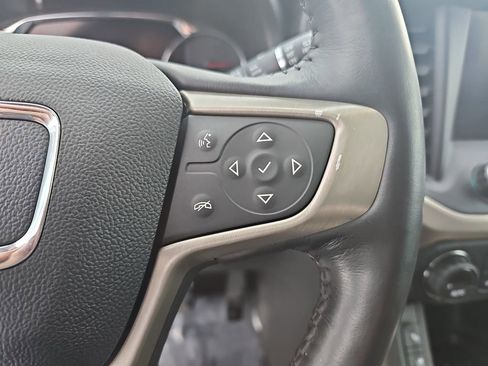 Used 2018 GMC Acadia Denali w/ Technology Package AWD/4WD image 18